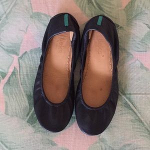 Size 7 California Navy Tieks - Worn once